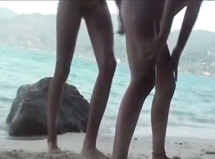 Orang telanjang, Di tempat terbuka, Pantai, Tidak biasa, Pelacur (Whore)